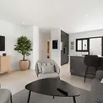 Garden 46b Walking Distance To Puerto Banus *
