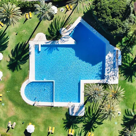 Garden 46b Walking Distance To Puerto Banus 公寓 马尔韦利亚