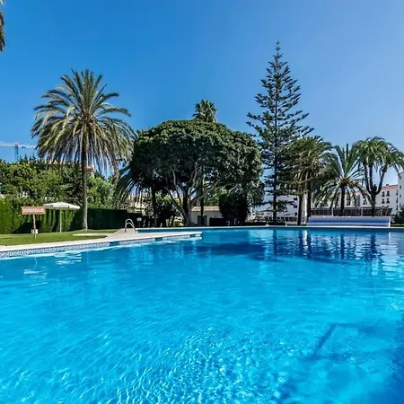 Garden Suites 46B Walking Distance To Puerto Banus Apartmán